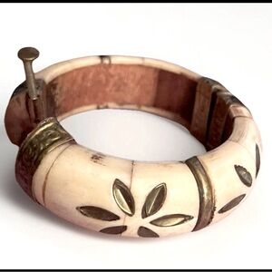 Vintage Bone/Horn Brass Inlay Bangle Cuff Bracelet With Hinged Pull Pin Latch
